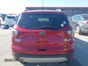 ✅ 2017 Ford Escape Titanium • VIN: 1FMCU0JD7HUD76343 • Lot: 43614129. Wystawiony na IAAI z przebiegiem 141 525 mil. Bezpłatny archiwum sprzedaży aukcyjnych z USA i szczegółowy raport historii pojazdu na DreamBid. Zdjęcie 16.