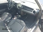 ✅ 2012 MINI Hardtop S • VIN: WMWSV3C51CT387421 • Lot: 42236207. Listed on IAAI with 143,819 mi. Free auction sales archive from the USA and detailed vehicle history report at DreamBid. Image 5.