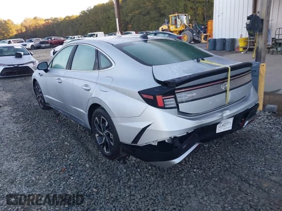 ✅ 2025 Hyundai Sonata SEL • VIN: KMHL64JA8SA514083 • Лот: 43606903. Опубликован ранее на IAAI с пробегом 5 056 миль. Бесплатный доступ к архиву аукционных продаж из США и подробный отчёт об истории автомобиля на DreamBid. Изображение 3.