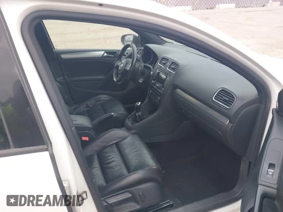 ✅ 2012 Volkswagen Golf R • VIN: WVWPF7AJ9CW349172 • Лот: 43560628. Опубликован ранее на IAAI с пробегом 155 066 миль. Бесплатный доступ к архиву аукционных продаж из США и подробный отчёт об истории автомобиля на DreamBid. Изображение 5.