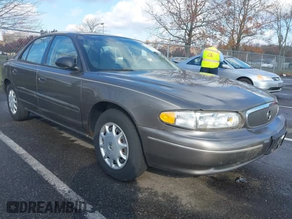 ✅ 2003 Buick Century Custom • VIN: 2G4WS52J531166526 • Лот: 43651735. Опубликован ранее на IAAI с пробегом 45 819 миль. Бесплатный доступ к архиву аукционных продаж из США и подробный отчёт об истории автомобиля на DreamBid. Изображение 1.