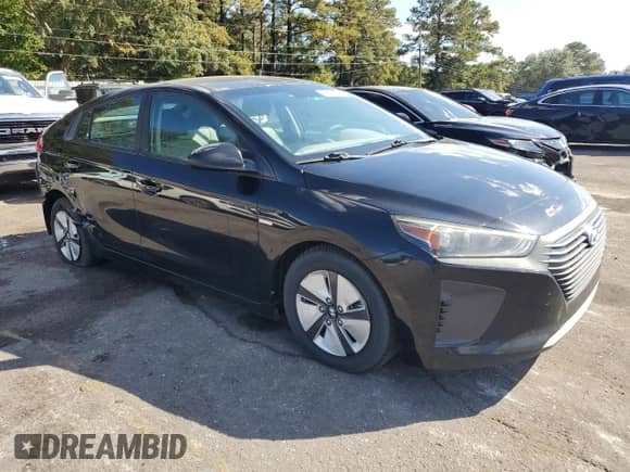 2017 Hyundai Ioniq Blue с VIN KMHC65LC8HU044570, выставлен на аукционе Copart как лот 76743284 с пробегом 201 481 миль миль и Списание • Salvage title. История ставок и продаж доступна на DreamBid. Изображение 4.