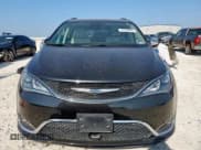 ✅ 2018 Chrysler Pacifica Limited • VIN: 2C4RC1GG0JR108312 • Lot: 57158625. Listed on Copart with 57,641 mi. Free auction sales archive from the USA and detailed vehicle history report at DreamBid. Image 5.