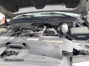 ✅ 2005 Chevrolet Silverado 2500HD LS • VIN: 1GCHK23235F842020 • Lot: 43671164. Wystawiony na IAAI z przebiegiem 270 891 mil. Bezpłatny archiwum sprzedaży aukcyjnych z USA i szczegółowy raport historii pojazdu na DreamBid. Zdjęcie 10.