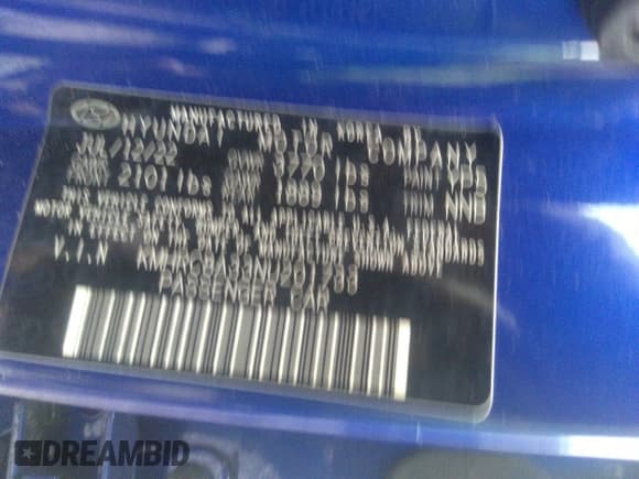 ✅ 2022 Hyundai Venue SEL • VIN: KMHRC8A33NU201733 • Lot: 41566140. Listed on IAAI with 130,000 mi. Free auction sales archive from the USA and detailed vehicle history report at DreamBid. Image 9.