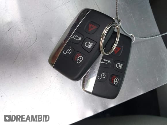 ✅ 2016 Land Rover Discovery Sport HSE Lux • VIN: SALCT2BGXGH571557 • Lot: 43729073. Wystawiony na IAAI z przebiegiem 99 398 mil. Bezpłatny archiwum sprzedaży aukcyjnych z USA i szczegółowy raport historii pojazdu na DreamBid. Zdjęcie 11.