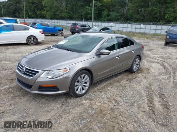 ✅ 2012 Volkswagen CC Sport • VIN: WVWMN7ANXCE506979 • Lot: 43071291. Listed on IAAI with 186,813 mi. Free auction sales archive from the USA and detailed vehicle history report at DreamBid. Image 2.