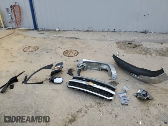 2017 Chevrolet Silverado 1500 Work Truck с VIN 3GCPCNEC2HG124025, выставлен на аукционе Copart как лот 87410635 с пробегом 180 118 миль миль и Списание • Salvage title. История ставок и продаж доступна на DreamBid. Изображение 12.