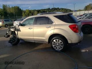 ✅ 2011 Chevrolet Equinox LTZ • VIN: 2CNFLFE58B6306121 • Лот: 68536884. Опубликован ранее на Copart с пробегом 101 415 миль. Бесплатный доступ к архиву аукционных продаж из США и подробный отчёт об истории автомобиля на DreamBid. Изображение 2.