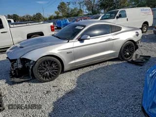 ✅ 2018 Ford Mustang GT • VIN: 1FA6P8CFXJ5146131 • Lot: 93183265. Wystawiony na Copart z przebiegiem 114 631 mil. Bezpłatny archiwum sprzedaży aukcyjnych z USA i szczegółowy raport historii pojazdu na DreamBid. Zdjęcie 1.