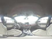 ✅ 2013 BMW 3 Series 328i • VIN: WBA3A5G50DNP21868 • Лот: 81760025. Опубликован ранее на Copart с пробегом Не указан. Бесплатный доступ к архиву аукционных продаж из США и подробный отчёт об истории автомобиля на DreamBid. Изображение 14.