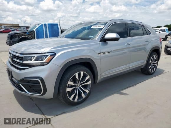 ✅ 2022 Volkswagen Atlas SEL Premium R-Line • VIN: 1V2FE2CA6NC225524 • Lot: 63579645. Wystawiony na Copart z przebiegiem 39 819 mil. Bezpłatny archiwum sprzedaży aukcyjnych z USA i szczegółowy raport historii pojazdu na DreamBid. Zdjęcie 1.