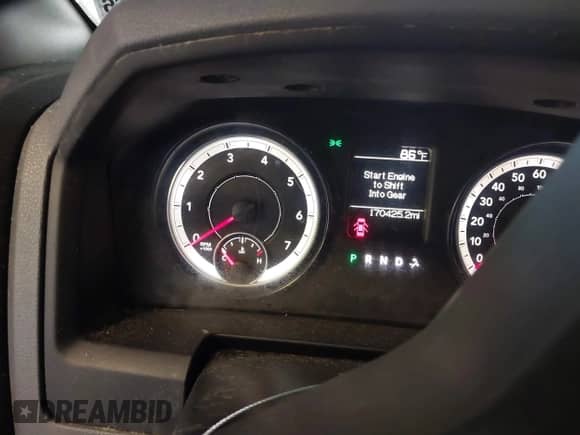 2014 Ram 1500 Tradesman z VIN 1C6RR6KG3ES480709, wystawiony jako IAAI lot #42817489 z przebiegiem 170 425 mil mil oraz . Historia ofert i sprzedaży dostępna na DreamBid. Obrazek 7.