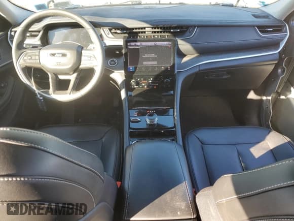 ✅ 2023 Jeep Grand Cherokee Limited • VIN: 1C4RJKBG3P8780405 • Lot: 89904415. Listed on Copart with 10,052 mi. Free auction sales archive from the USA and detailed vehicle history report at DreamBid. Image 8.