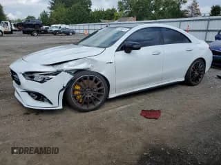 ✅ 2022 Mercedes-Benz CLA 35 AMG • VIN: W1K5J5BB1NN300189 • Lot: 80296075. Wystawiony na Copart z przebiegiem 41 011 mil. Bezpłatny archiwum sprzedaży aukcyjnych z USA i szczegółowy raport historii pojazdu na DreamBid. Zdjęcie 1.