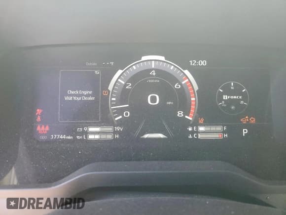 ✅ 2025 Toyota Tundra Limited • VIN: 5TFJA5DB8SX262952 • Lot: 81719235. Listed on Copart with 17,744 mi. Free auction sales archive from the USA and detailed vehicle history report at DreamBid. Image 9.