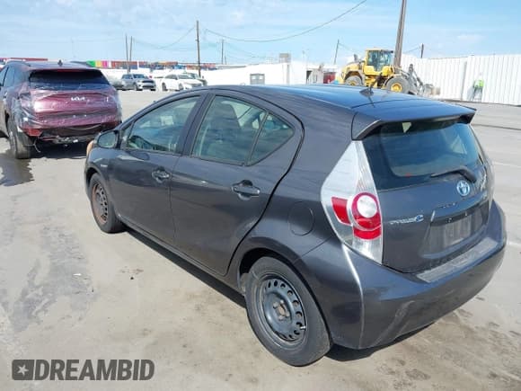 ✅ 2013 Toyota Prius Two • VIN: JTDKDTB31D1038651 • Lot: 43231800. Listed on IAAI with 378,963 mi. Free auction sales archive from the USA and detailed vehicle history report at DreamBid. Image 3.