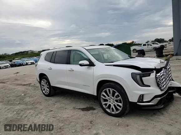 ✅ 2024 GMC Acadia FWD Denali • VIN: 1GKENLKS0RJ221469 • Lot: 78418114. Listed on Copart with 1,310 mi. Free auction sales archive from the USA and detailed vehicle history report at DreamBid. Image 11.