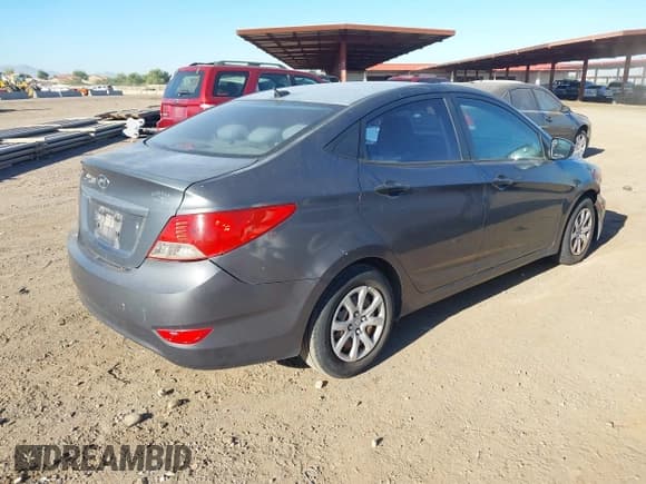 ✅ 2012 Hyundai Accent GLS • VIN: KMHCT4AE2CU058769 • Lot: 43622030. Wystawiony na IAAI z przebiegiem 182 506 mil. Bezpłatny archiwum sprzedaży aukcyjnych z USA i szczegółowy raport historii pojazdu na DreamBid. Zdjęcie 4.