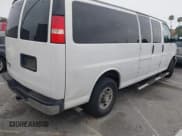 ✅ 2010 Chevrolet Express Passenger LT • VIN: 1GA2G1DG1A1105460 • Lot: 42183627. Wystawiony na IAAI z przebiegiem 165 692 mil. Bezpłatny archiwum sprzedaży aukcyjnych z USA i szczegółowy raport historii pojazdu na DreamBid. Zdjęcie 4.