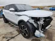 ✅ 2015 Land Rover Range Rover Evoque Pure Premium • VIN: SALVR2BG5FH051160 • Lot: 82250785. Wystawiony na Copart z przebiegiem 45 519 mil. Bezpłatny archiwum sprzedaży aukcyjnych z USA i szczegółowy raport historii pojazdu na DreamBid. Zdjęcie 4.