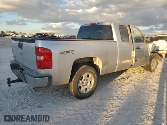 ✅ 2011 Chevrolet Silverado 1500 LT • VIN: 1GCVKSE23BZ241667 • Lot: 77947524. Listed on Copart with 86,511 mi. Free auction sales archive from the USA and detailed vehicle history report at DreamBid. Image 3.