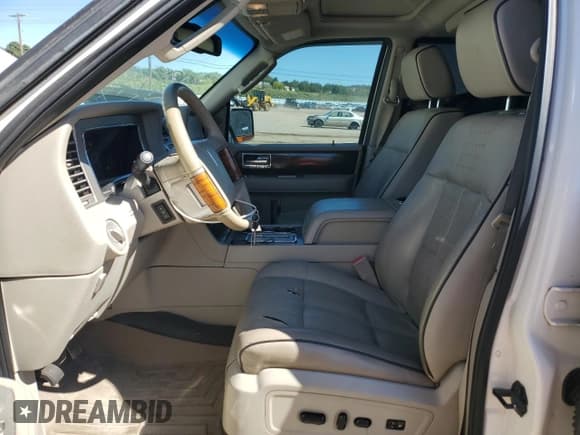 ✅ 2007 Lincoln Navigator • VIN: 5LMFU28537LJ16935 • Лот: 81186445. Опубликован ранее на Copart с пробегом 199 688 миль. Бесплатный доступ к архиву аукционных продаж из США и подробный отчёт об истории автомобиля на DreamBid. Изображение 7.