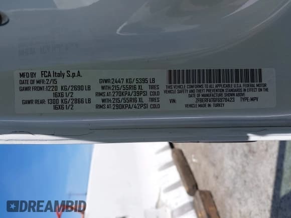 ✅ 2015 Ram ProMaster City Cargo Tradesman • VIN: ZFBERFAT6F6978423 • Lot: 42264949. Wystawiony na IAAI z przebiegiem 89 659 mil. Bezpłatny archiwum sprzedaży aukcyjnych z USA i szczegółowy raport historii pojazdu na DreamBid. Zdjęcie 9.