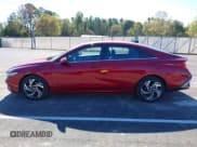 ✅ 2025 Hyundai Elantra SEL Convenience • VIN: KMHLS4DG3SU906088 • Lot: 43623215. Wystawiony na IAAI z przebiegiem 16 408 mil. Bezpłatny archiwum sprzedaży aukcyjnych z USA i szczegółowy raport historii pojazdu na DreamBid. Zdjęcie 14.