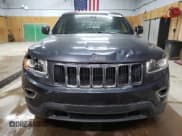 ✅ 2015 Jeep Grand Cherokee Laredo • VIN: 1C4RJFAG0FC142360 • Лот: 63558915. Опубликован ранее на Copart с пробегом 129 294 миль. Бесплатный доступ к архиву аукционных продаж из США и подробный отчёт об истории автомобиля на DreamBid. Изображение 5.