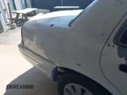 ✅ 2007 Ford Police Interceptor • VIN: 2FAFP71W47X128454 • Lot: 42079360. Wystawiony na IAAI z przebiegiem 263 185 mil. Bezpłatny archiwum sprzedaży aukcyjnych z USA i szczegółowy raport historii pojazdu na DreamBid. Zdjęcie 19.