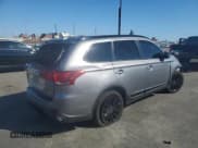 ✅ 2020 Mitsubishi Outlander SE • VIN: JA4AD3A38LJ001408 • Lot: 81734085. Listed on Copart with Not provided. Free auction sales archive from the USA and detailed vehicle history report at DreamBid. Image 3.