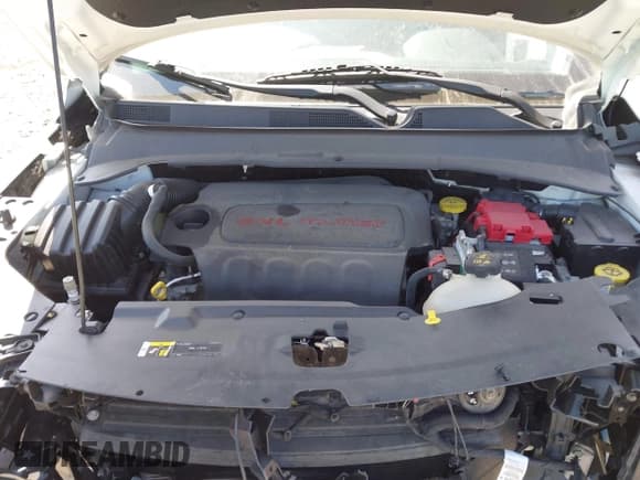 ✅ 2021 Jeep Compass Latitude • VIN: 3C4NJDBB6MT557478 • Lot: 43222716. Wystawiony na IAAI z przebiegiem 94 299 mil. Bezpłatny archiwum sprzedaży aukcyjnych z USA i szczegółowy raport historii pojazdu na DreamBid. Zdjęcie 10.