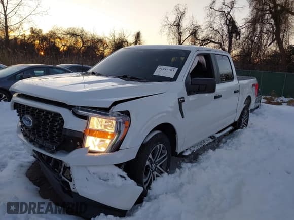 ✅ 2022 Ford F-150 XL • VIN: 1FTEW1EP1NFA62317 • Лот: 41249703. Опубликован ранее на IAAI с пробегом 57 990 миль. Бесплатный доступ к архиву аукционных продаж из США и подробный отчёт об истории автомобиля на DreamBid. Изображение 17.