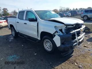 ✅ 2023 Chevrolet Colorado 2WD Work Truck • VIN: 1GCPSBEK8P1201275 • Лот: 40877600. Опубликован ранее на IAAI с пробегом 20 053 миль. Бесплатный доступ к архиву аукционных продаж из США и подробный отчёт об истории автомобиля на DreamBid. Изображение 1.