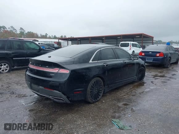 ✅ 2017 Lincoln MKZ Hybrid Reserve • VIN: 3LN6L5MU0HR602531 • Lot: 43642664. Wystawiony na IAAI z przebiegiem 247 032 mil. Bezpłatny archiwum sprzedaży aukcyjnych z USA i szczegółowy raport historii pojazdu na DreamBid. Zdjęcie 4.