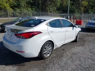 ✅ 2015 Hyundai Elantra SE • VIN: 5NPDH4AE4FH609471 • Лот: 43258716. Опубликован ранее на IAAI с пробегом 215 965 миль. Бесплатный доступ к архиву аукционных продаж из США и подробный отчёт об истории автомобиля на DreamBid. Изображение 4.