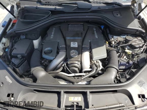 ✅ 2014 Mercedes-Benz M 63 AMG • VIN: 4JGDA7EB1EA296841 • Лот: 48392675. Опубликован ранее на Copart с пробегом 93 328 миль. Бесплатный доступ к архиву аукционных продаж из США и подробный отчёт об истории автомобиля на DreamBid. Изображение 14.