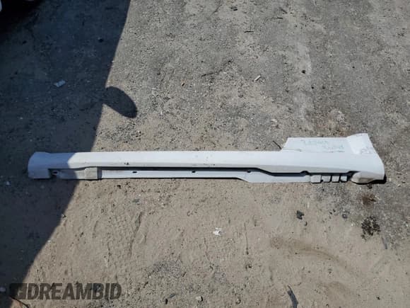 ✅ 2017 Audi TT Roadster • VIN: TRUT5CFV0H1006606 • Lot: 63815674. Listed on Copart with 20,485 mi. Free auction sales archive from the USA and detailed vehicle history report at DreamBid. Image 12.