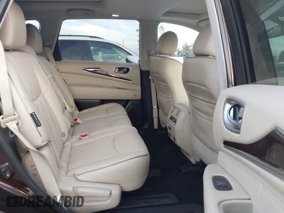 ✅ 2019 Infiniti QX60 Luxe • VIN: 5N1DL0MM7KC531912 • Lot: 43654689. Listed on IAAI with 81,284 mi. Free auction sales archive from the USA and detailed vehicle history report at DreamBid. Image 8.