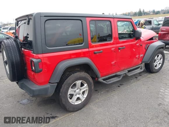 ✅ 2021 Jeep Wrangler Unlimited Sport S • VIN: 1C4HJXDN1MW531032 • Lot: 40980414. Listed on IAAI with 29,125 mi. Free auction sales archive from the USA and detailed vehicle history report at DreamBid. Image 4.