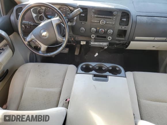 ✅ 2007 Chevrolet Silverado 1500 1LT • VIN: 1GCEK19C37Z630992 • Lot: 68917084. Listed on Copart with 182,119 mi. Free auction sales archive from the USA and detailed vehicle history report at DreamBid. Image 8.