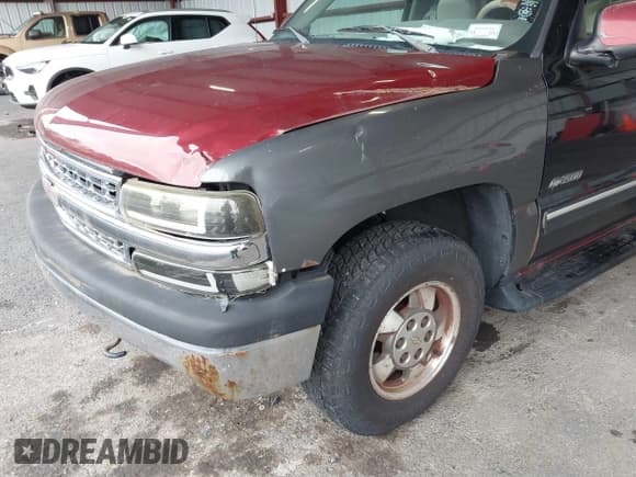 ✅ 2002 Chevrolet Tahoe LT • VIN: 1GNEK13Z72J203696 • Lot: 43696030. Wystawiony na IAAI z przebiegiem 157 577 mil. Bezpłatny archiwum sprzedaży aukcyjnych z USA i szczegółowy raport historii pojazdu na DreamBid. Zdjęcie 12.