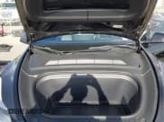 ✅ 2022 Tesla Model Y Long Range • VIN: 7SAYGDEE2NF458337 • Lot: 43656214. Wystawiony na IAAI z przebiegiem 38 307 mil. Bezpłatny archiwum sprzedaży aukcyjnych z USA i szczegółowy raport historii pojazdu na DreamBid. Zdjęcie 10.