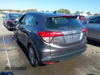 ✅ 2018 Honda HR-V LX • VIN: 3CZRU5G32JM700913 • Lot: 43511505. Wystawiony na IAAI z przebiegiem 116 453 mil. Bezpłatny archiwum sprzedaży aukcyjnych z USA i szczegółowy raport historii pojazdu na DreamBid. Zdjęcie 3.