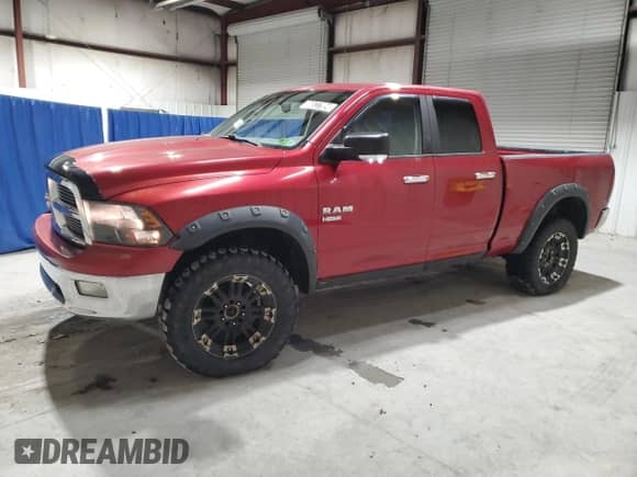 2010 Dodge 1500 Laramie z VIN 1D7RV1GT9AS120504, wystawiony jako Copart lot #86537994 z przebiegiem 177 999 mil mil oraz Czysty tytuł • Clean title. Historia ofert i sprzedaży dostępna na DreamBid. Obrazek 1.