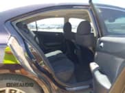 ✅ 2010 Nissan Maxima S • VIN: 1N4AA5AP3AC820668 • Lot: 42353401. Wystawiony na IAAI z przebiegiem 132 993 mil. Bezpłatny archiwum sprzedaży aukcyjnych z USA i szczegółowy raport historii pojazdu na DreamBid. Zdjęcie 8.