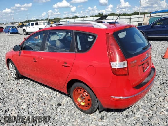 ✅ 2011 Hyundai Elantra SE • VIN: KMHDC8AE6BU096841 • Lot: 80850825. Listed on Copart with 80,422 mi. Free auction sales archive from the USA and detailed vehicle history report at DreamBid. Image 2.