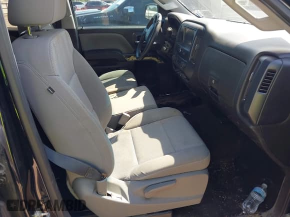 ✅ 2018 Chevrolet Silverado 1500 Custom • VIN: 1GCRCPEC2JZ273223 • Лот: 43213862. Опубликован ранее на IAAI с пробегом 159 979 миль. Бесплатный доступ к архиву аукционных продаж из США и подробный отчёт об истории автомобиля на DreamBid. Изображение 5.