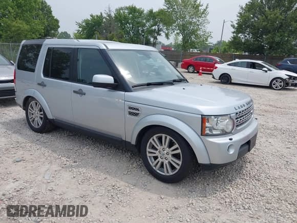 ✅ 2011 Land Rover LR4 HSE • VIN: SALAG2D42BA565770 • Lot: 42449944. Listed on IAAI with 144,234 mi. Free auction sales archive from the USA and detailed vehicle history report at DreamBid. Image 1.